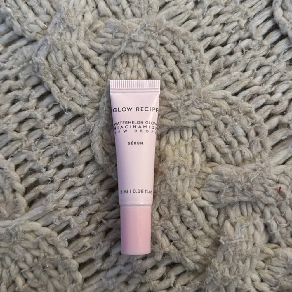 Mini Make-Up Bundle - Picture 6 of 11